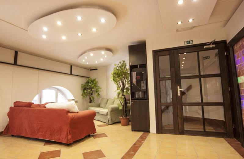 Walking Bed Budapest Downtown Hostel ภายนอก รูปภาพ