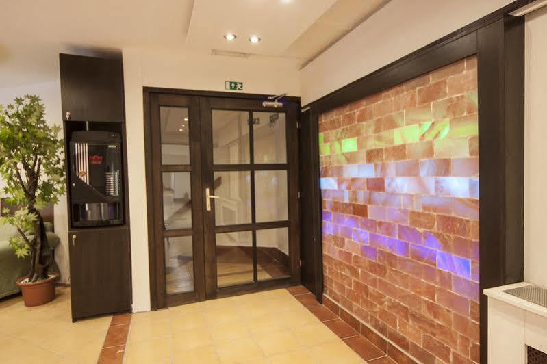 Walking Bed Budapest Downtown Hostel ภายนอก รูปภาพ