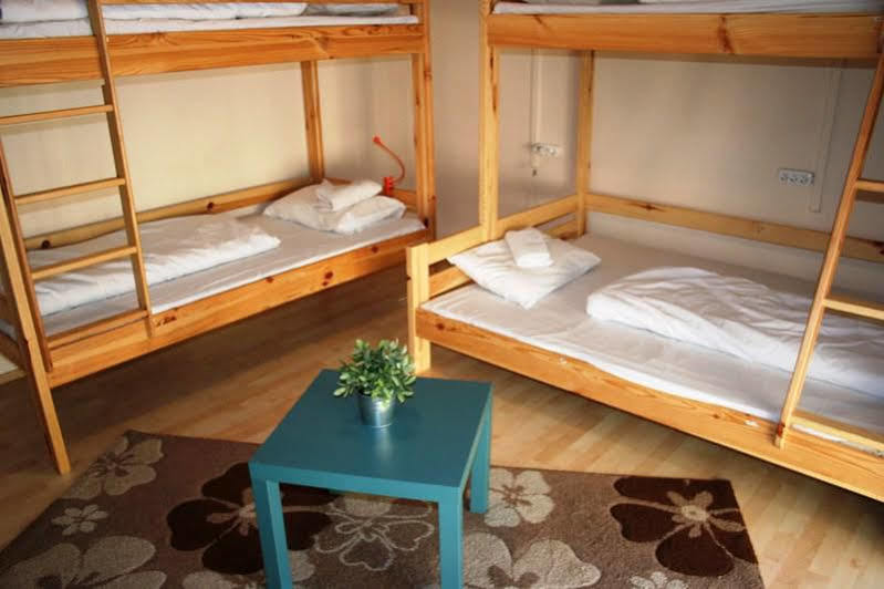 Walking Bed Budapest Downtown Hostel ภายนอก รูปภาพ