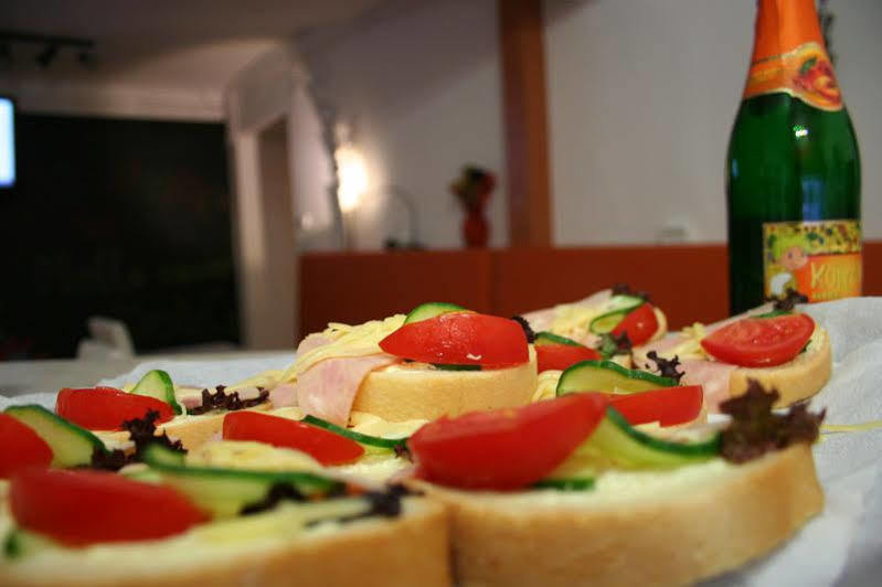 Walking Bed Budapest Downtown Hostel ภายนอก รูปภาพ