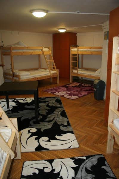 Walking Bed Budapest Downtown Hostel ภายนอก รูปภาพ