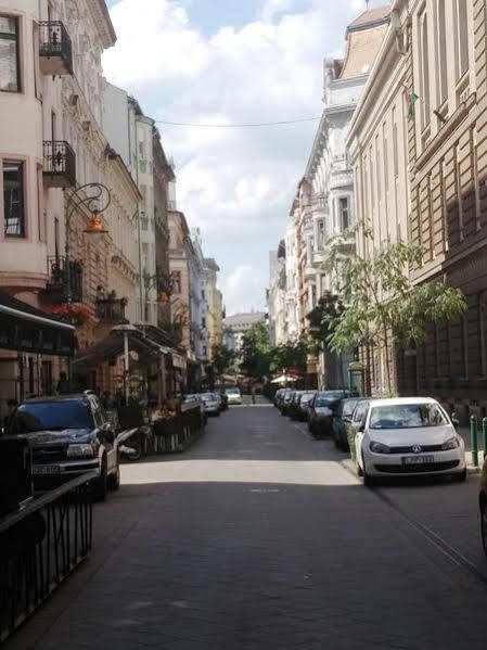 Walking Bed Budapest Downtown Hostel ภายนอก รูปภาพ