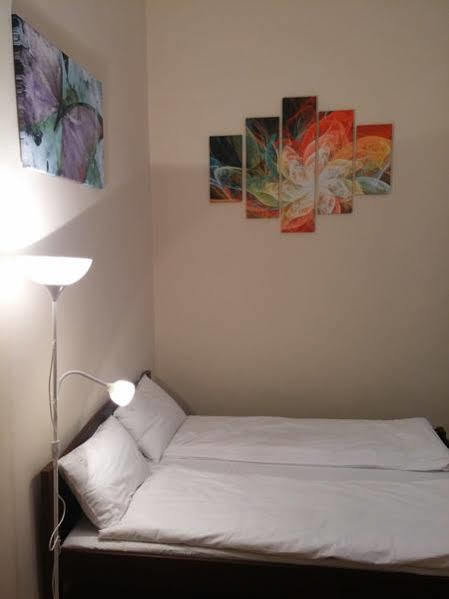 Walking Bed Budapest Downtown Hostel ภายนอก รูปภาพ