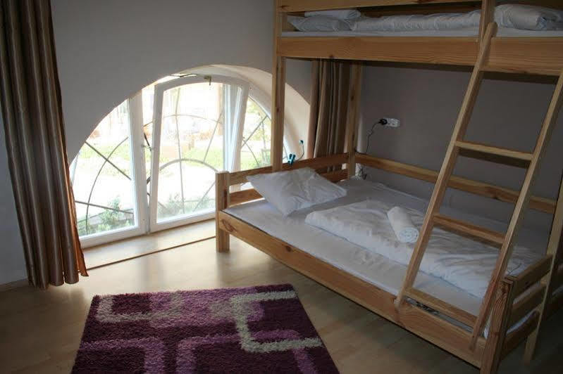 Walking Bed Budapest Downtown Hostel ภายนอก รูปภาพ